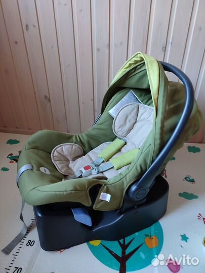 Детское автокресло/автолюлька inglesina