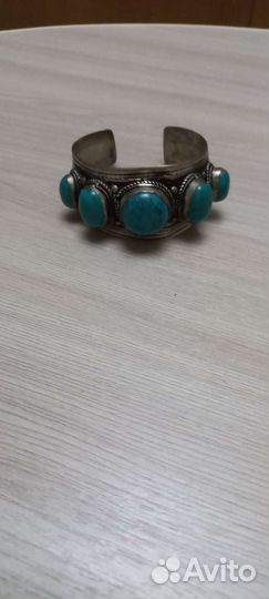 Браслеты, колье, бусы