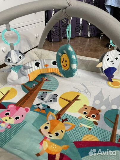 Развивающийся коврик Tiny love