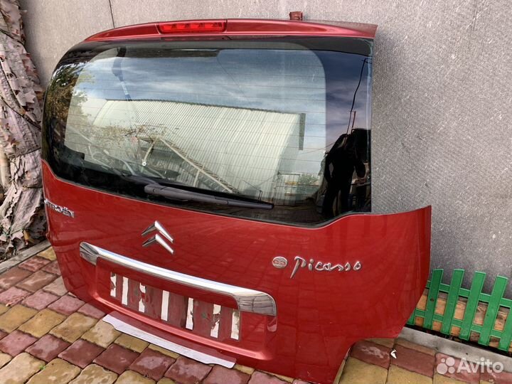 Крышка багажника Citroen c3 Picasso