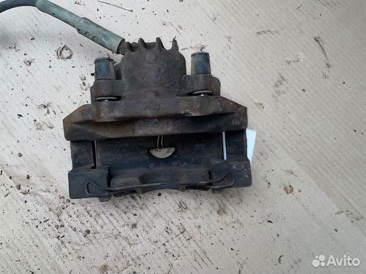 Суппорт передний левый Citroen C4 B7 TU5GP4 2011