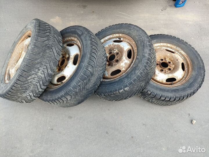 Колеса на hyundai tucson r16