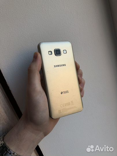 Samsung Galaxy A3 SM-A300F, 16 ГБ