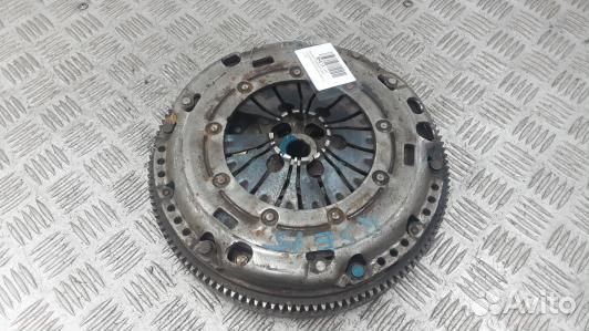 Маховик демпферный дизельный volkswagen touran (1T