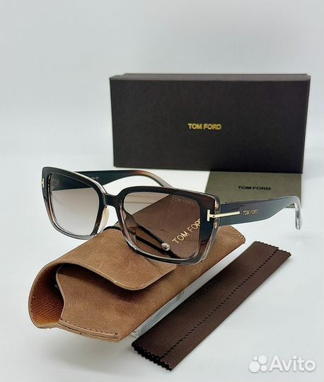 Солнцезащитные очки tom ford
