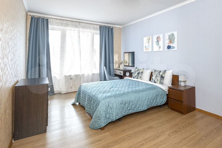 2-к. квартира, 55 м², 4/16 эт.