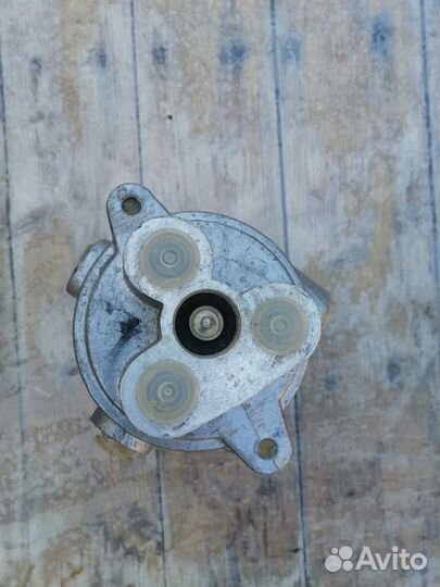 Воздухораспределитель маз