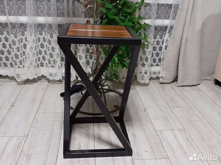 Стул барный