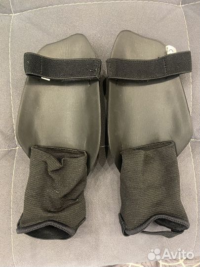 Щитки футбольные nike