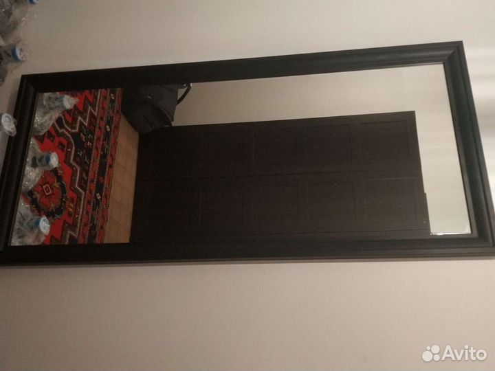 Зеркало настенное IKEA 164 длина,ширина 74,5