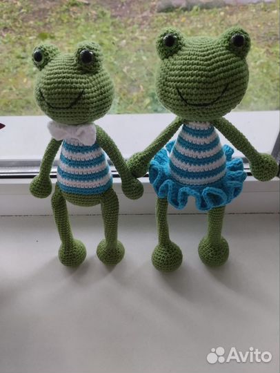 Вязаные игрушки лягушка