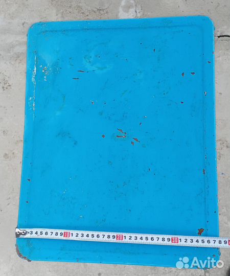 Металическая полка (подойдет и для обуви)