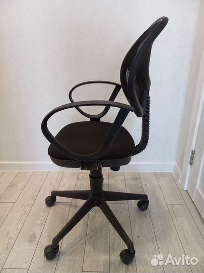 Компьютерное кресло