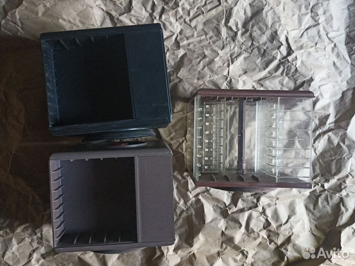 Подставки для аудиокассет 4 штуки