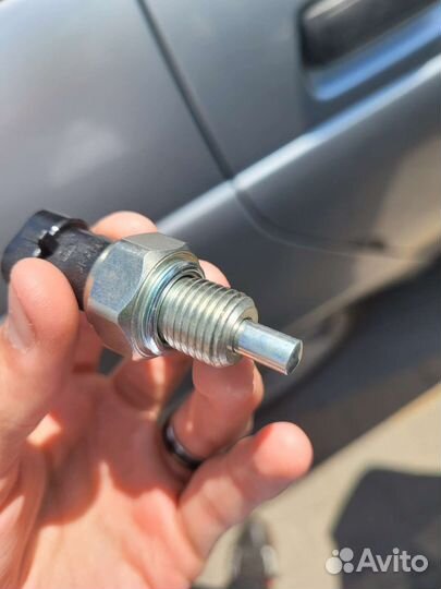 Датчик заднего хода/скорости/холостого хода ваз