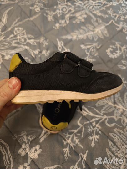 Кроссовки 27