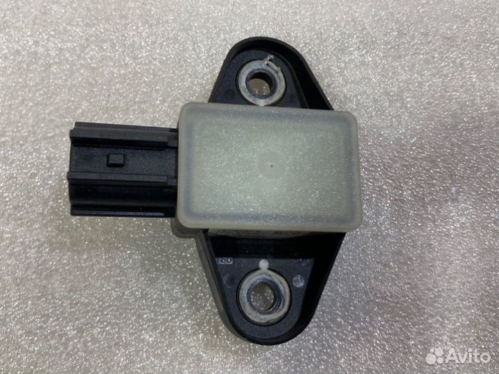 Датчик Air Bag Skoda Superb седан cdaa 2010