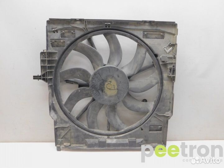 Б/У Б/У Диффузор радиатора б/у 17427634471 BMW