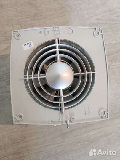 Вентилятор вытяжной 150 мм Vents новый