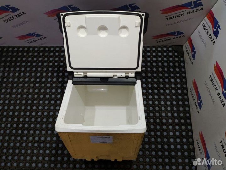 81639106109 Холодильник Man TGA, Man TGS, Man TGX