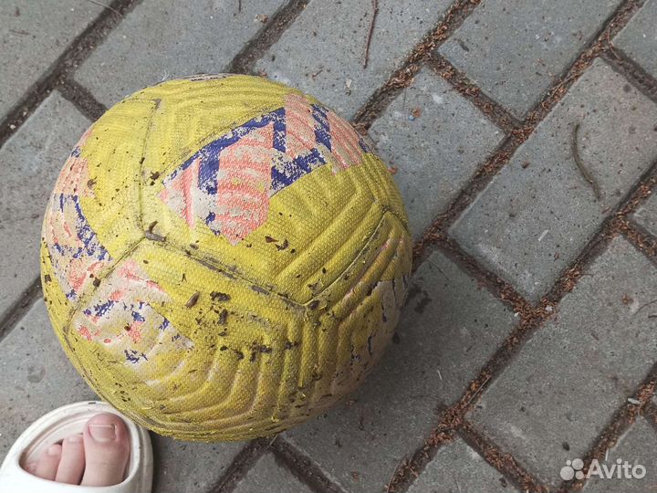 Футбольный мяч nike