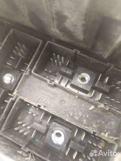 Блок предохранителей Шевроле Авео т250