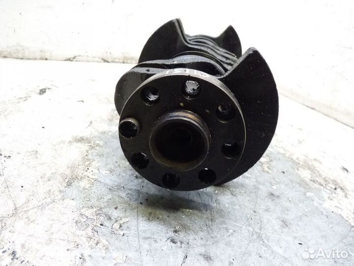 Коленчатый вал 1721582 бмв 3 серия 1992г 1.8л