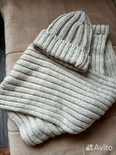 Комплект шапка и снуд женский