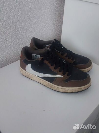 Кроссовки nike travis scott