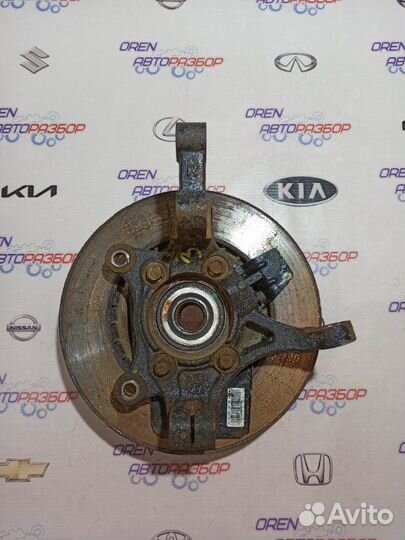 Кулак поворотный передний правый Kia Ceed JD 1.6