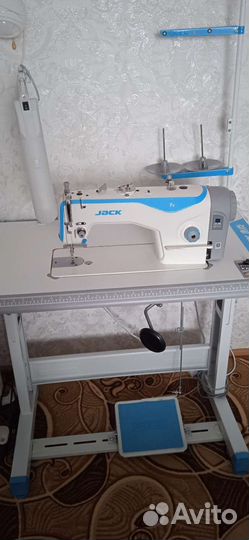 Швейная машинка