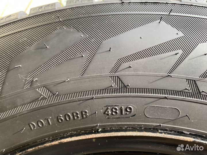 Nokian Tyres Nordman 7 SUV 215/65 R16 102