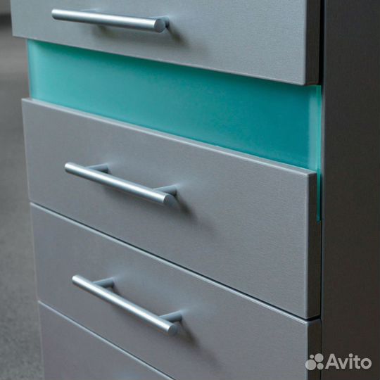 Педикюрная тумба с уф блоком Ту-1