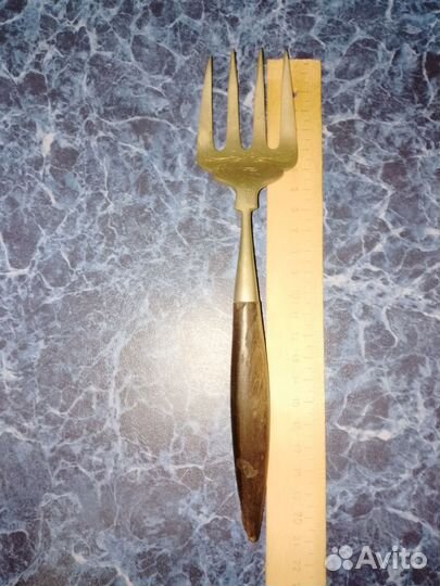 Посеребреная вилка