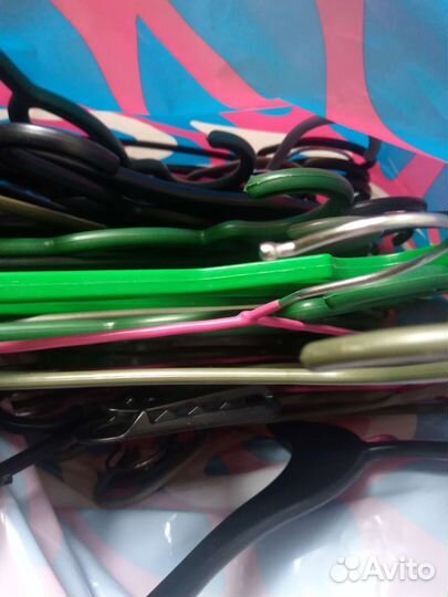 Вешалки плечики