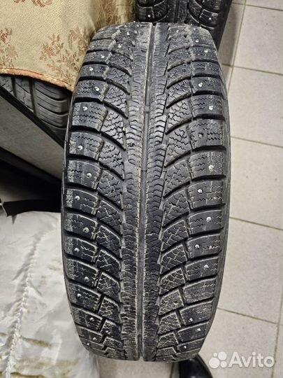 Gislaved Nord Frost 5 225/65 R17 102T