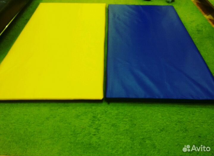 Мат спортивный