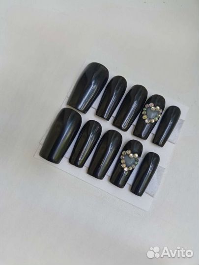 Накладные ногти на заказ