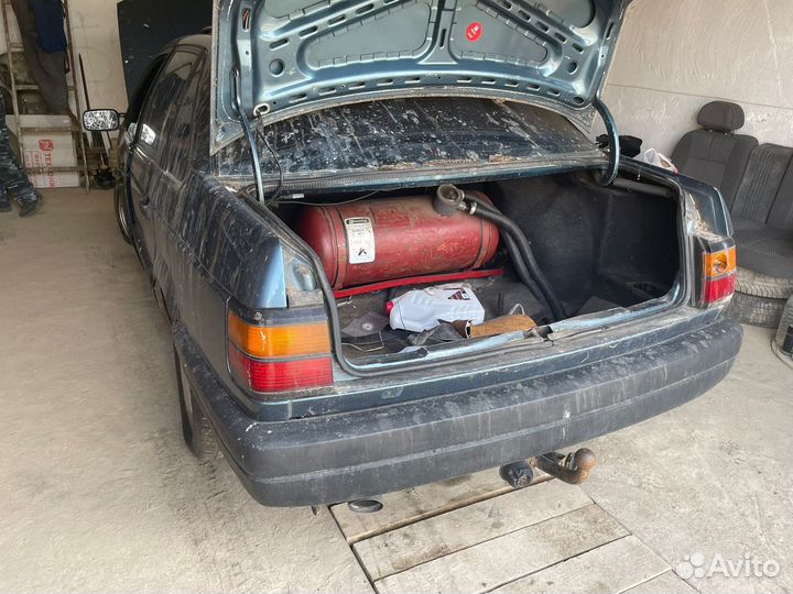 Запчасти на VW Фольксваген Пассат б3 Passat b3