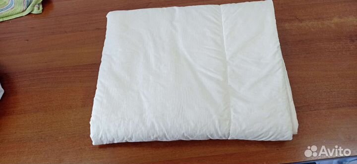 Детское одеяло и подушка в кроватку