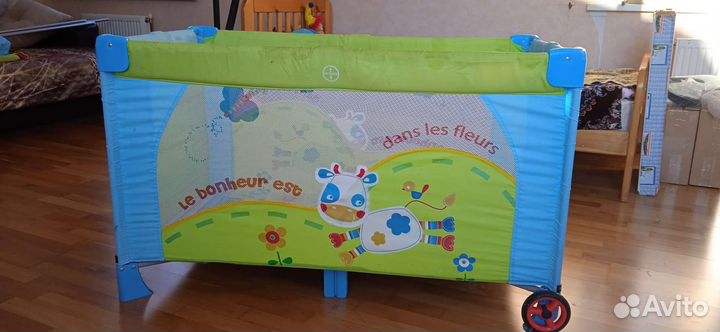Детская кровать-манеж