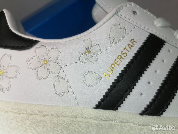 Adidas Superstar Hanami