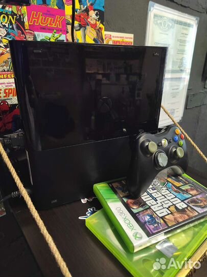 Xbox 360 E 250 Gb + Kinect