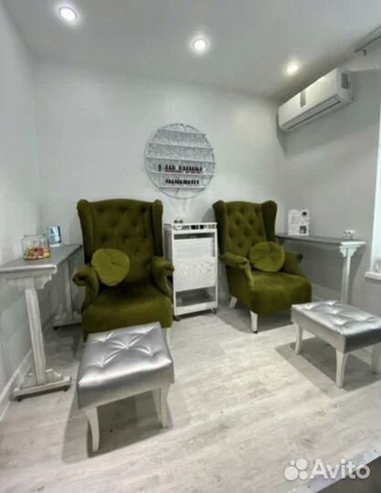 Бьюти-коворкинг в цао ждет мастеров, парковка