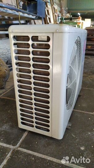 Кондиционер LG UU18 (auuh 186D)