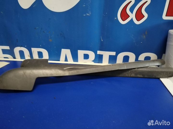 Накладка направляющих сиденья Skoda Octavia A4