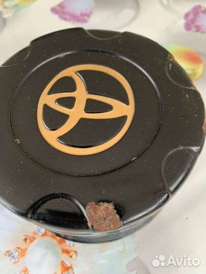 Колпак ступицы land cruiser 105