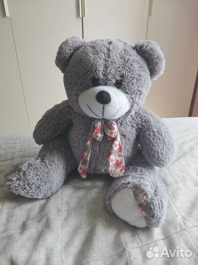 Плюшевый медведь