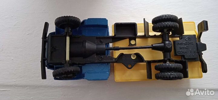 Модель грузовика ЗИЛ 4331 цистерна