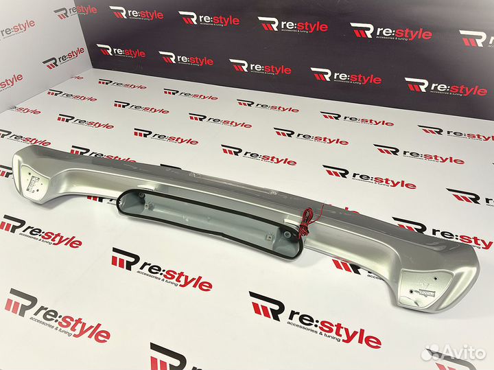 Спойлер Toyota Land Cruiser 100 Стиль 98-04г